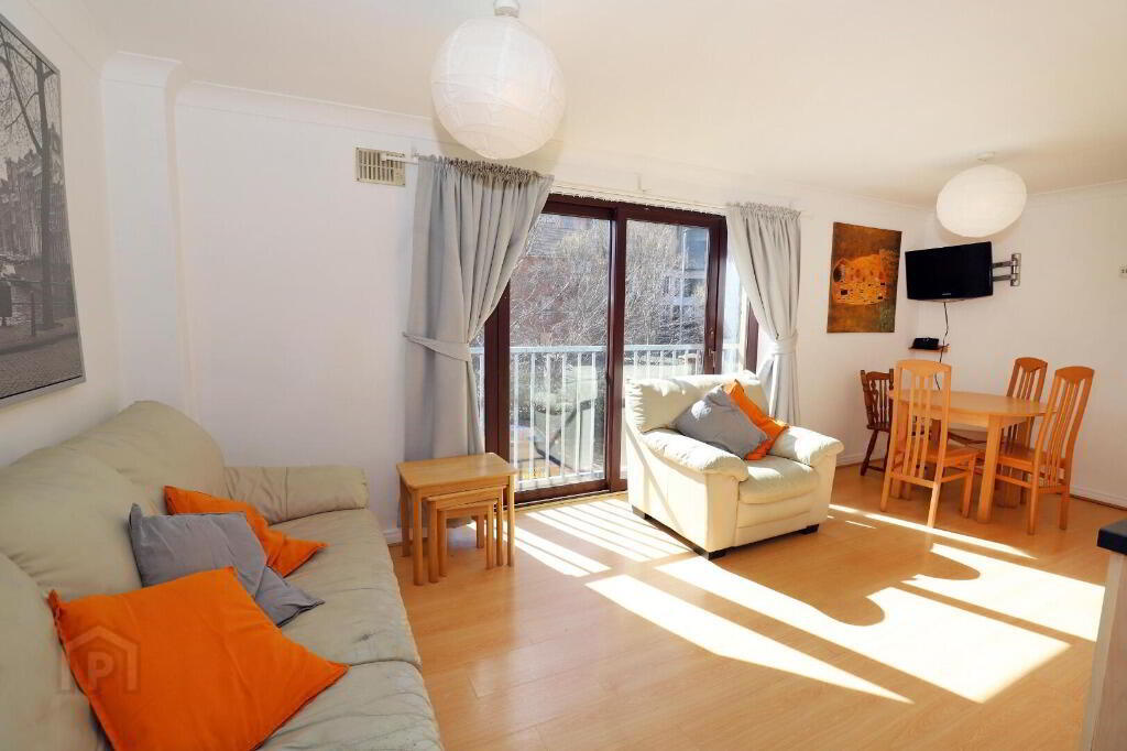 52 St John's Wharf, 1-3 Laganbank Road 4 of 9