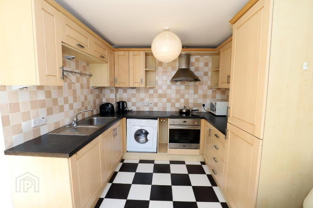 52 St John's Wharf, 1-3 Laganbank Road 6 of 9