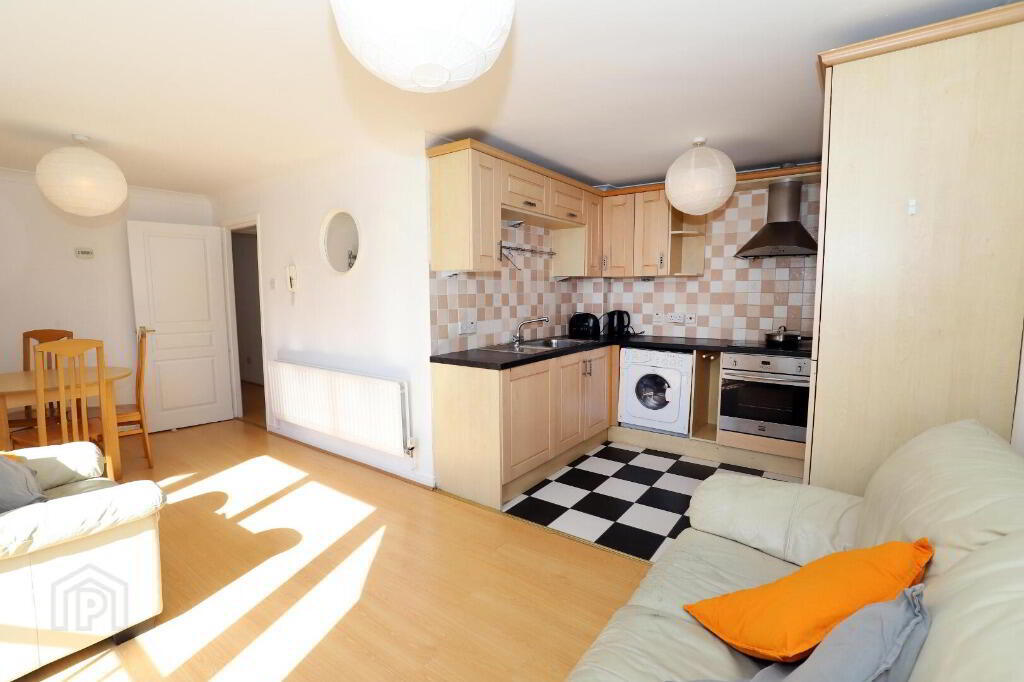 52 St John's Wharf, 1-3 Laganbank Road 5 of 9