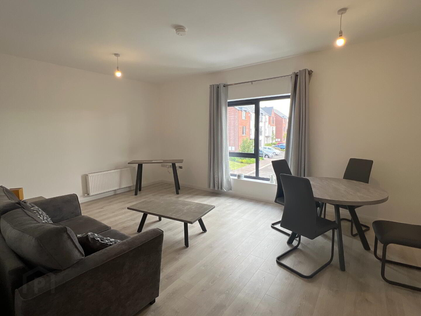 2 Cotton Hall, 5 Faulkner Road 4 of 10