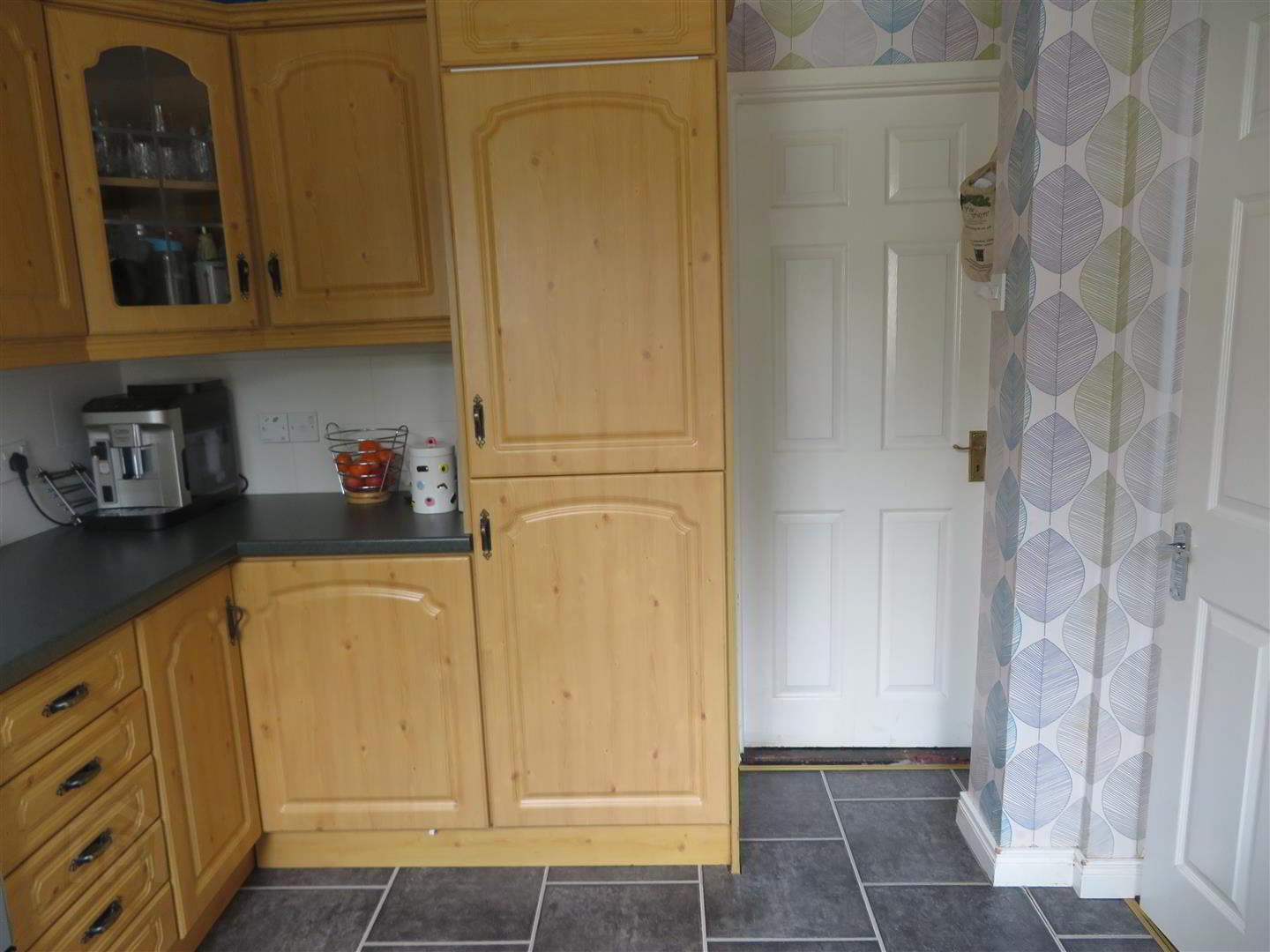 7 Wood Lane 11 of 34