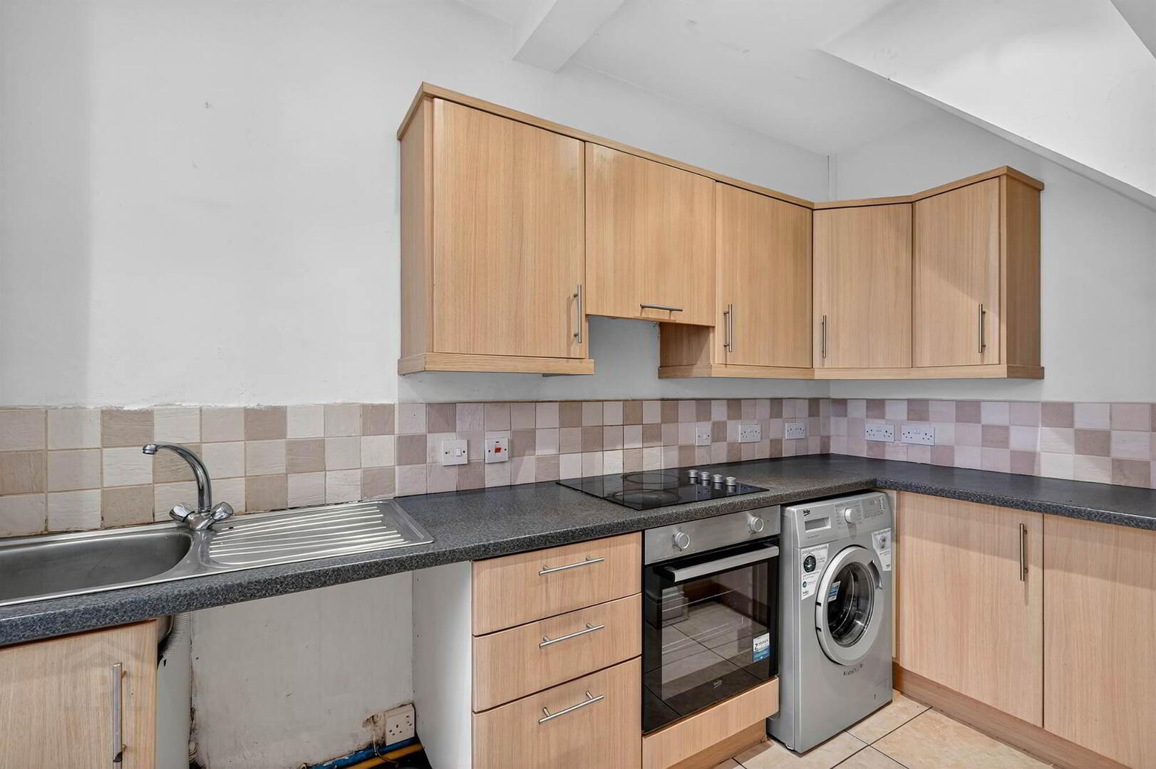 17 Lecale Street 8 of 16