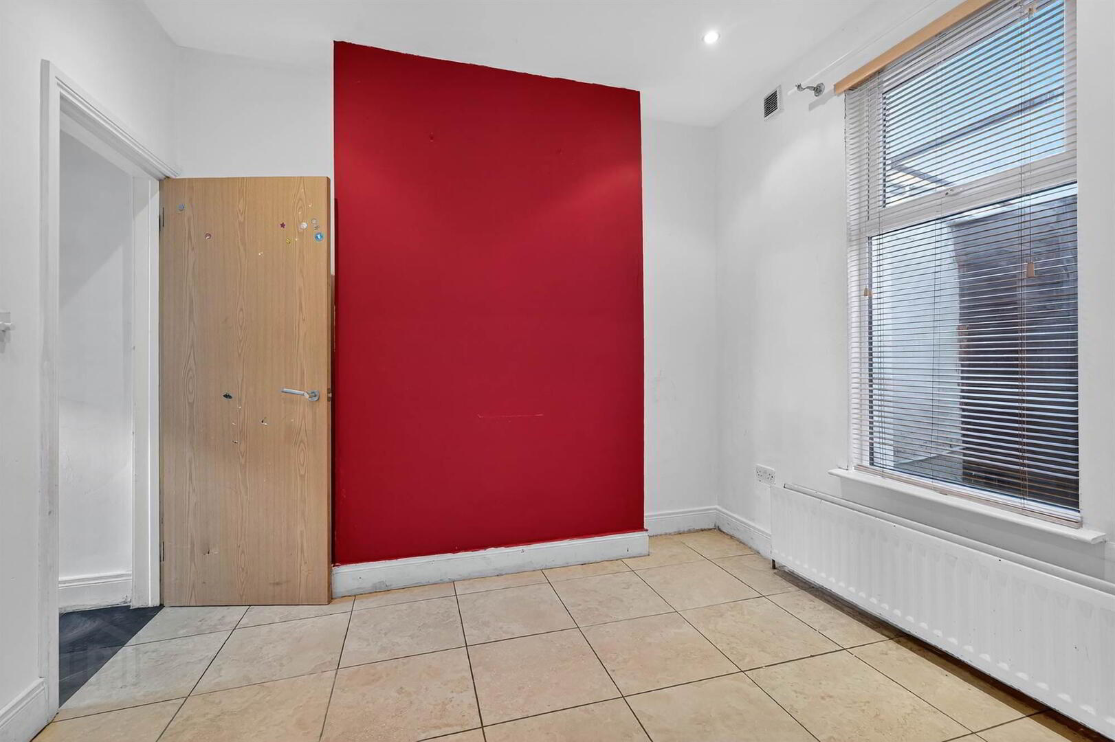 17 Lecale Street 9 of 16