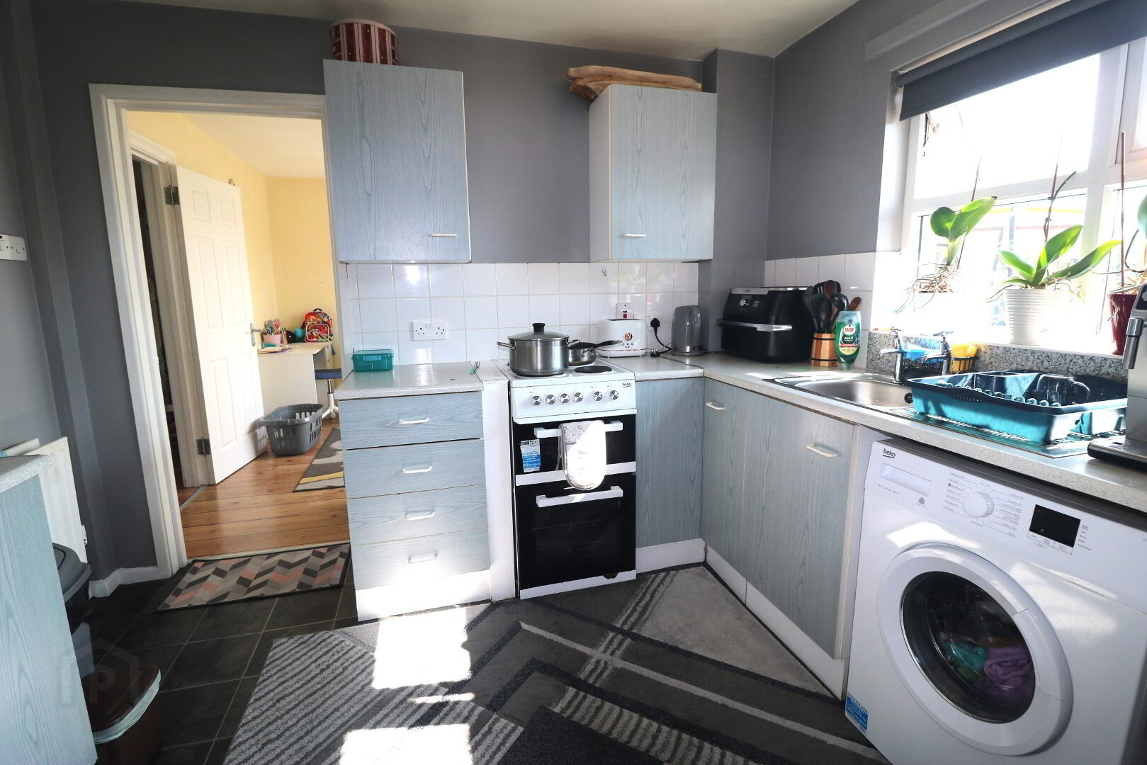 28 Balmoral Avenue 5 of 11