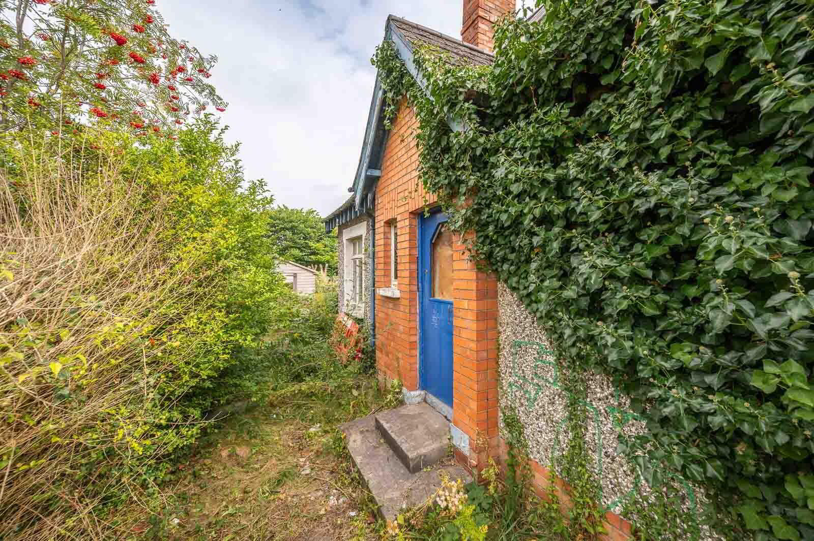 17 Hawthornden Gardens 3 of 21