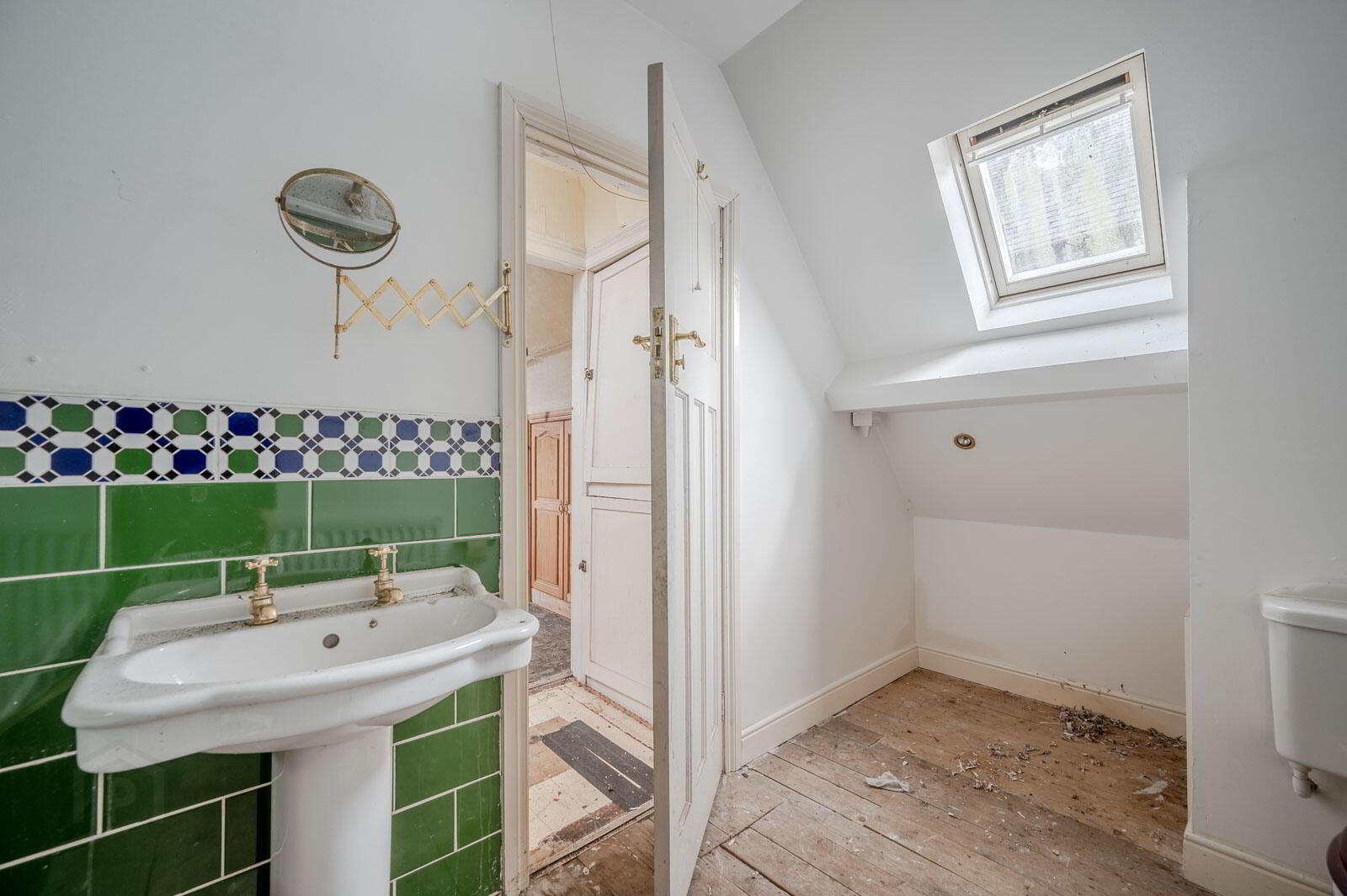 17 Hawthornden Gardens 19 of 21