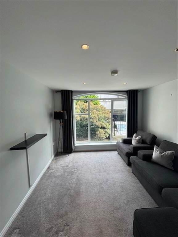 property description image