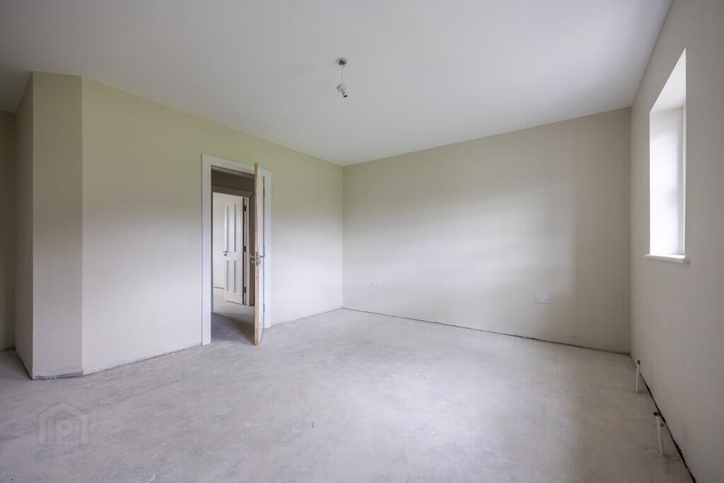 269 Ballynahinch Road 18 of 39