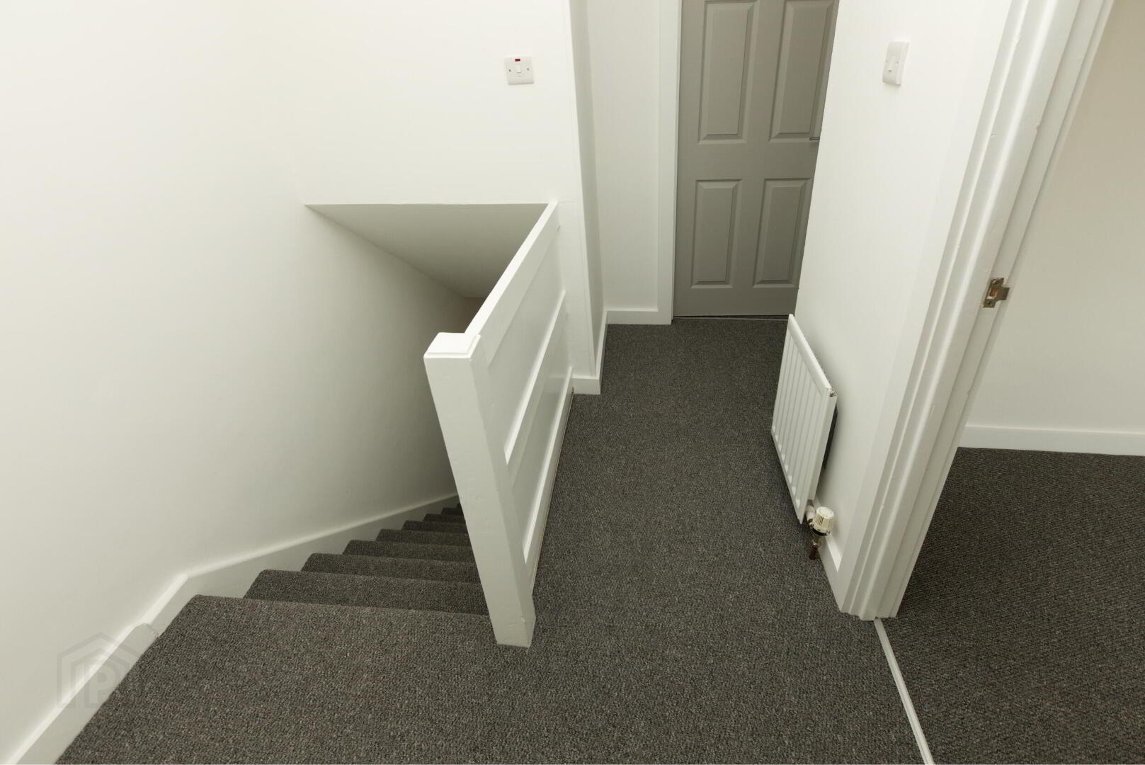 40 Elmfield Park 6 of 13