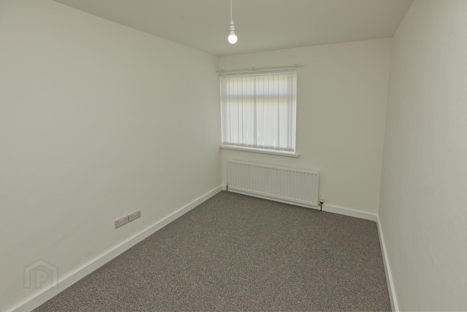 40 Elmfield Park 8 of 13