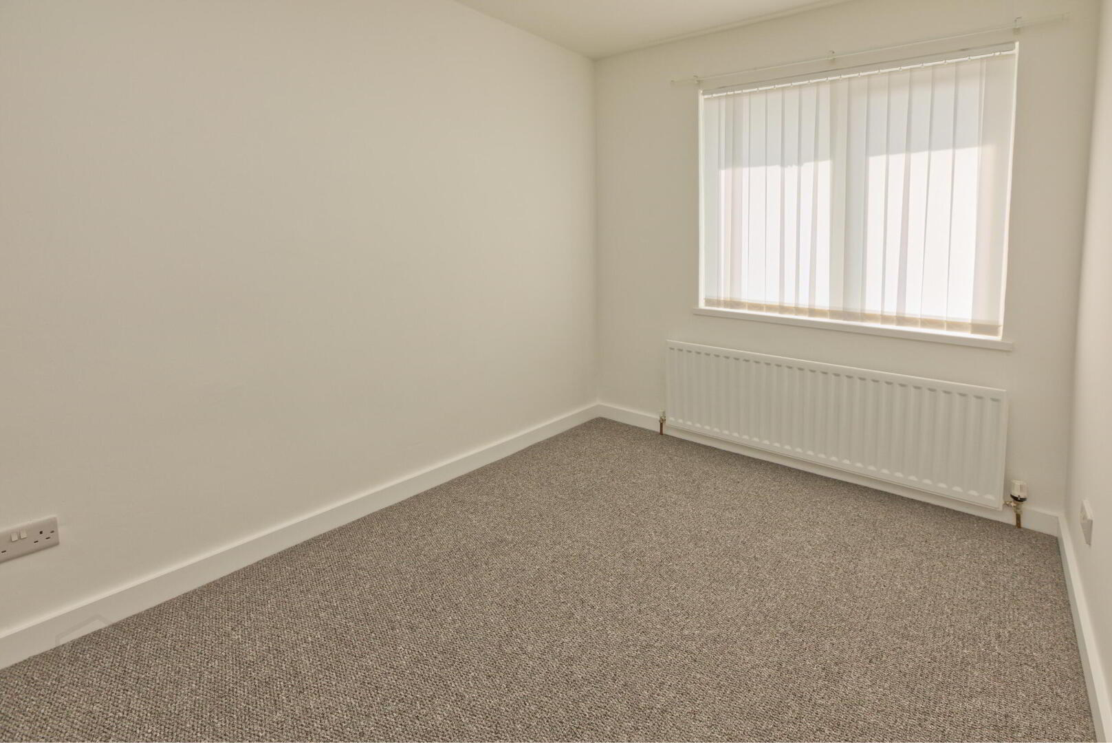 40 Elmfield Park 11 of 13