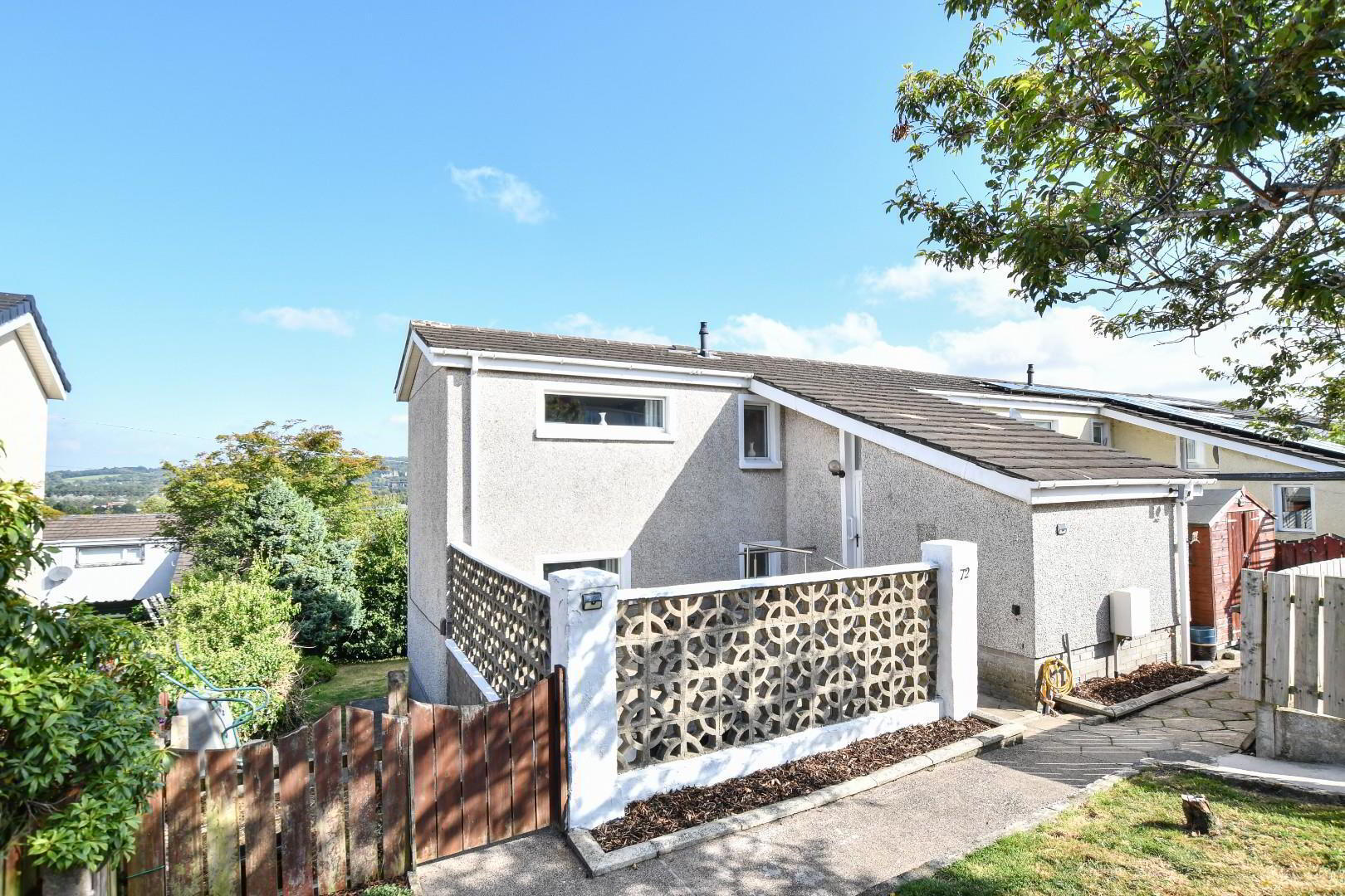 72 Leven Drive 1 of 27