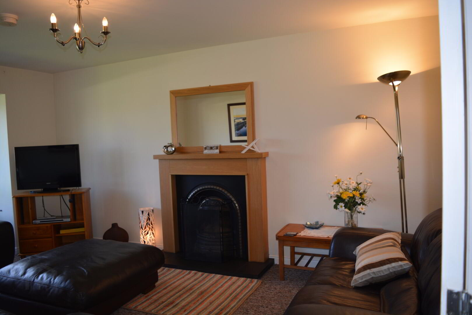 STUDENT LET, 2 Coachmans Court 6 of 16