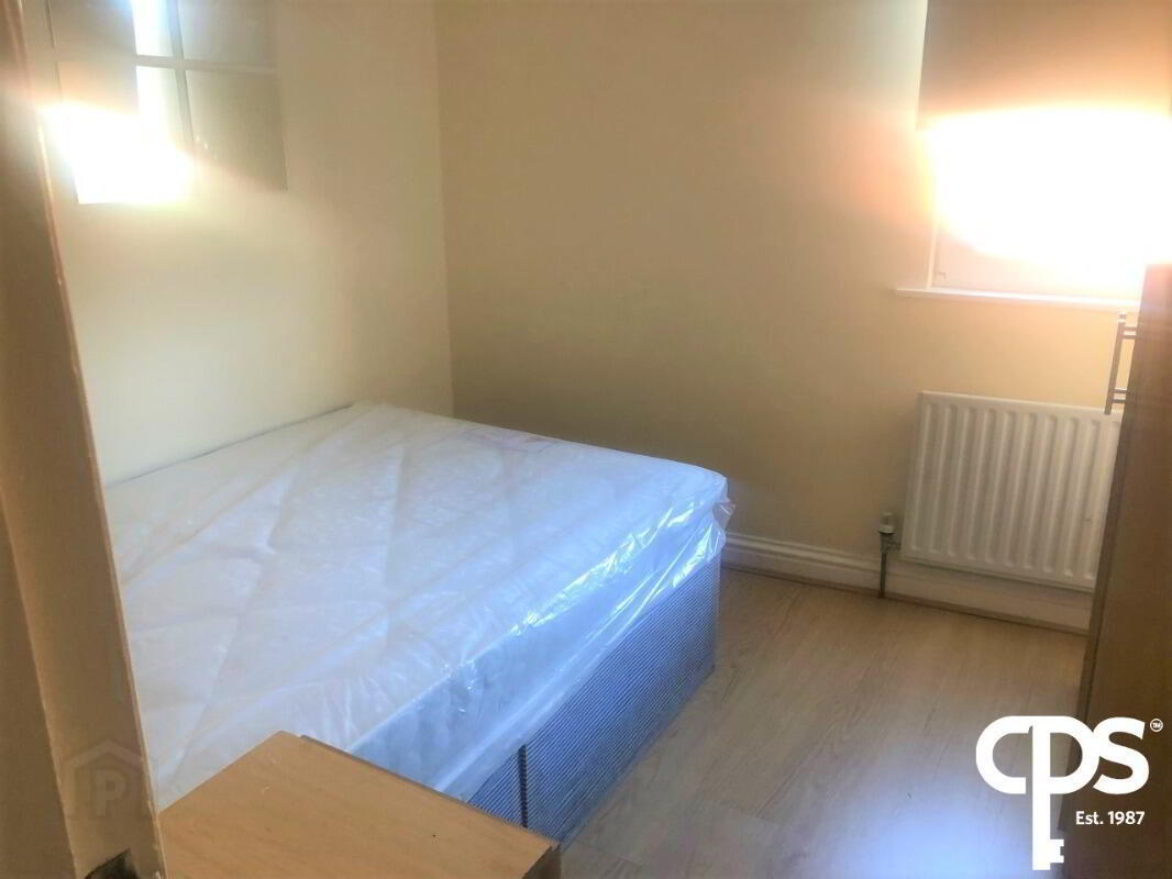 61a Rugby Avenue 6 of 7