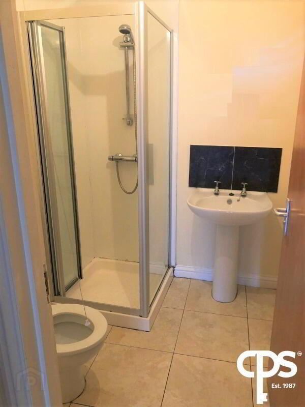 61a Rugby Avenue 5 of 7