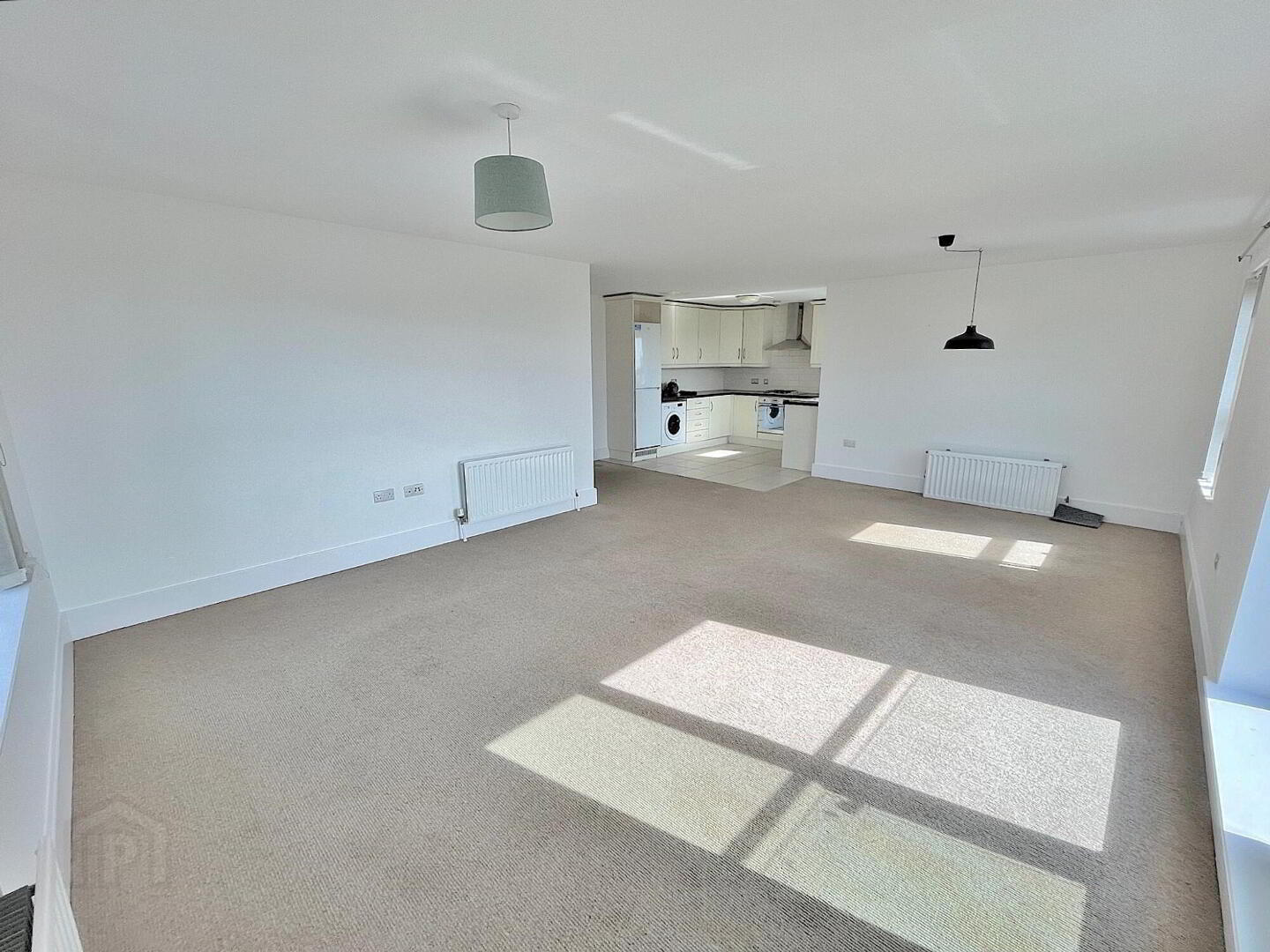 Apt 28, Newtown Building 5 of 13