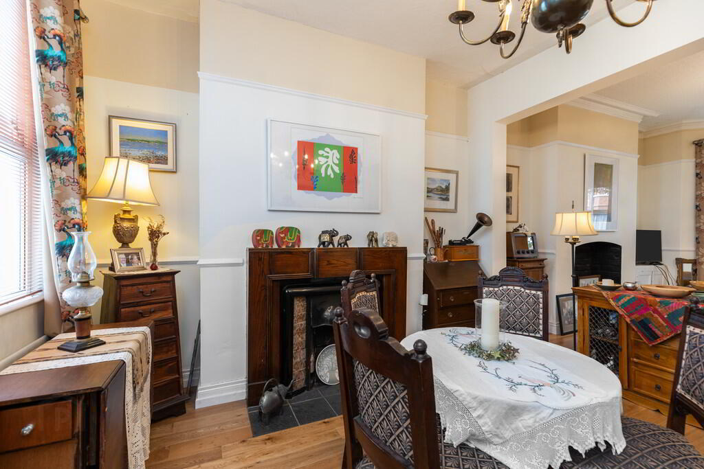 61 Rugby Road 8 of 32