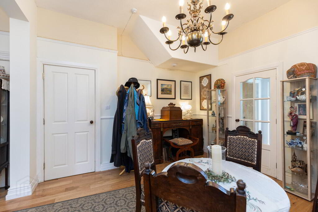 61 Rugby Road 9 of 32