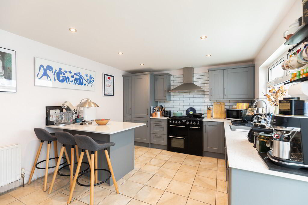 61 Rugby Road 10 of 32