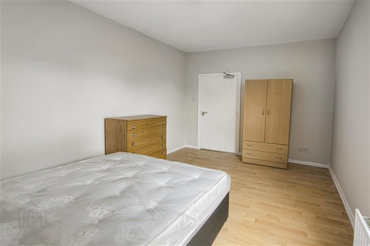 1a Rutland Street 4 of 9