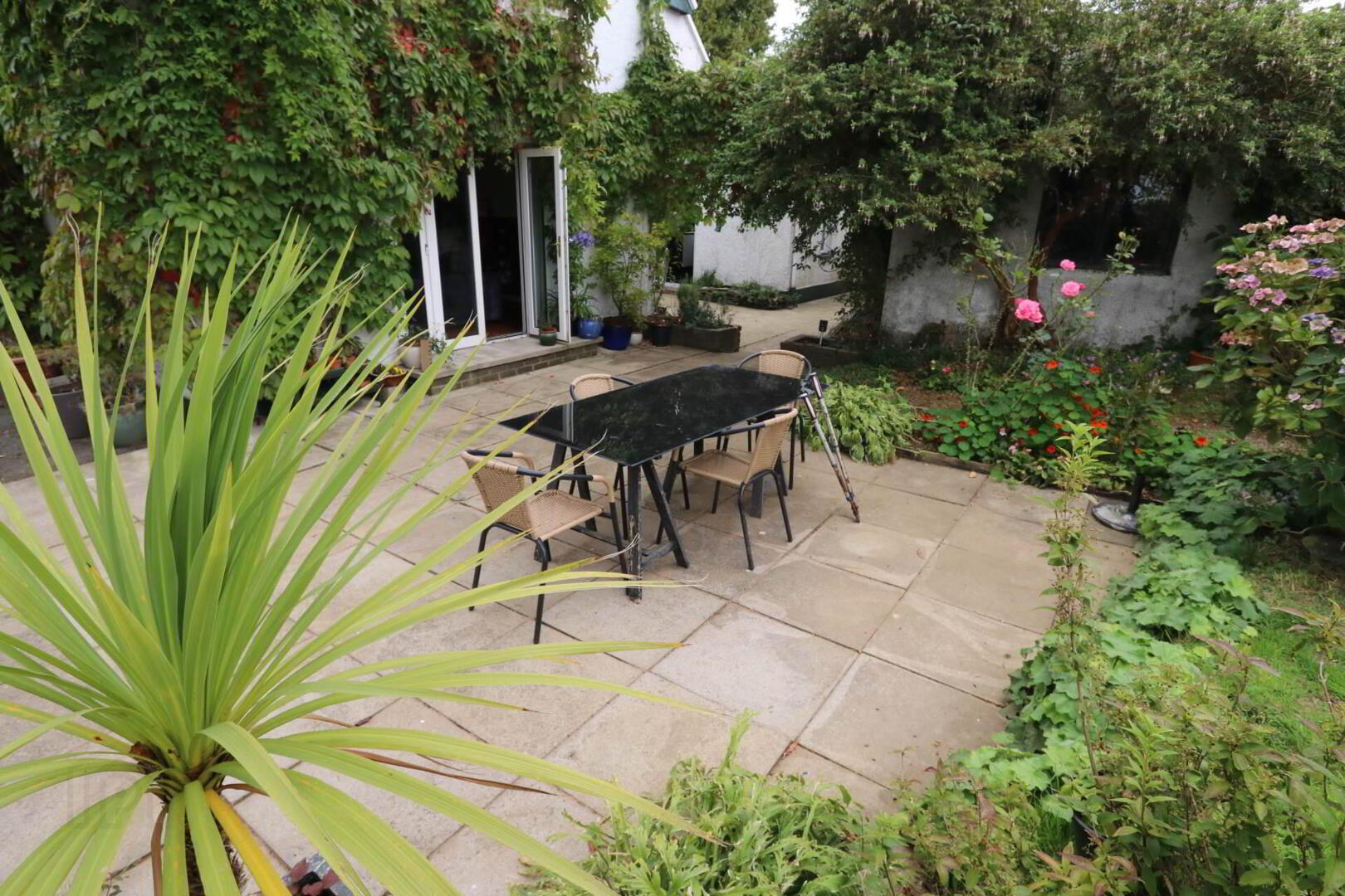 property description image