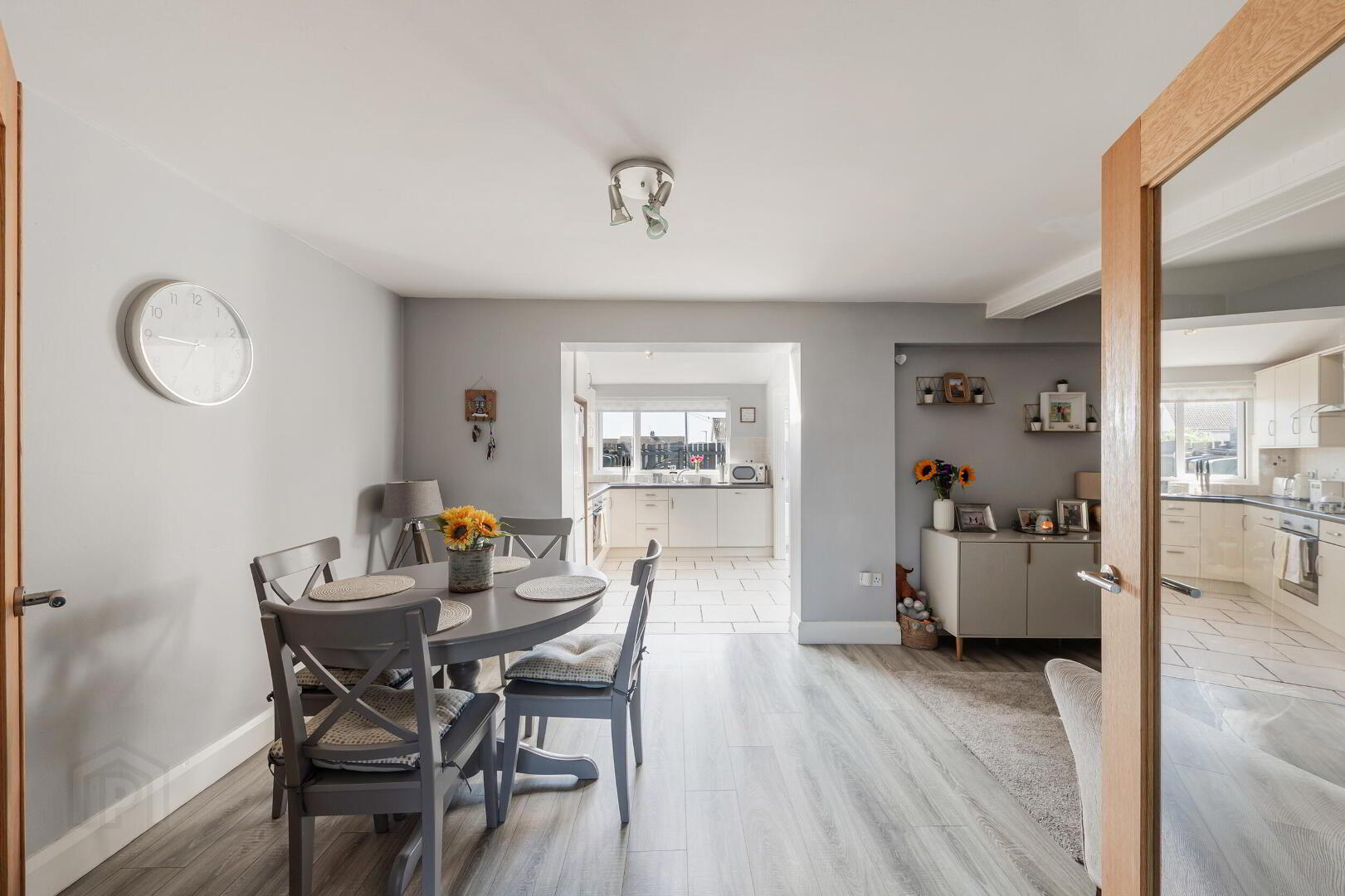 36 Ashmount Drive 12 of 32
