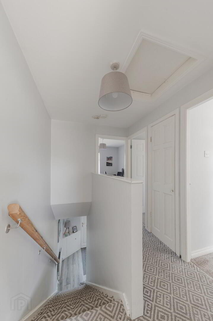 36 Ashmount Drive 23 of 32