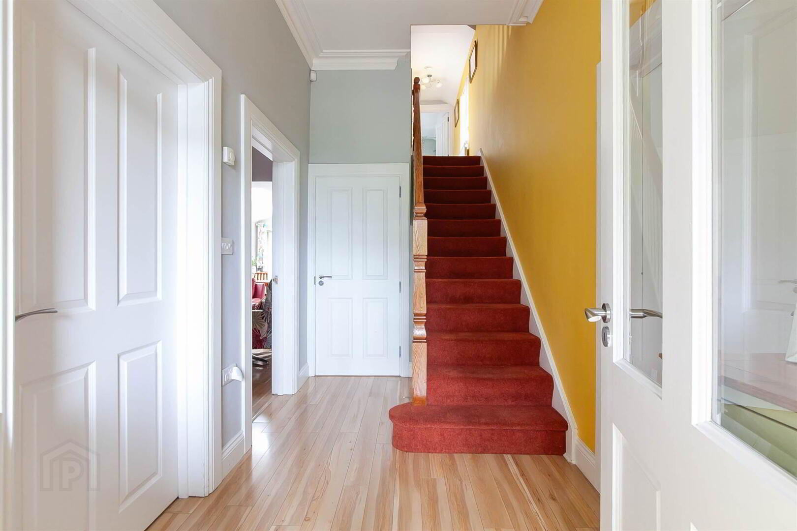 412 Upper Newtownards Road 5 of 41