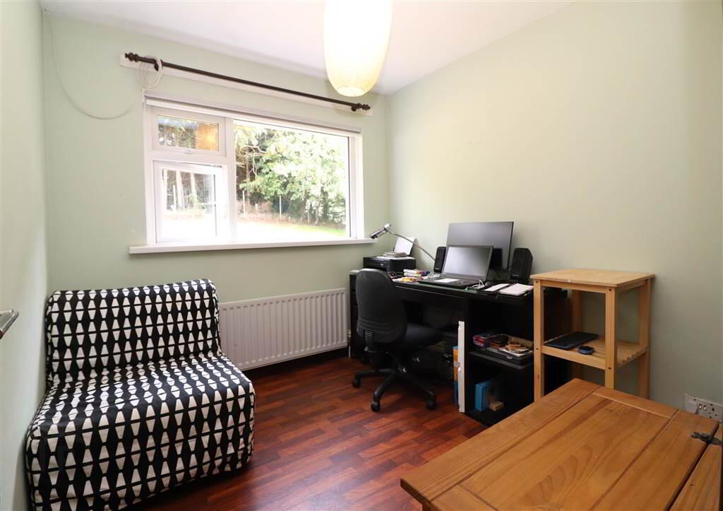27 Traherne Gardens 9 of 12