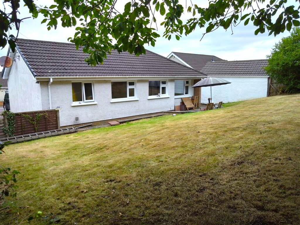 27 Traherne Gardens 11 of 12