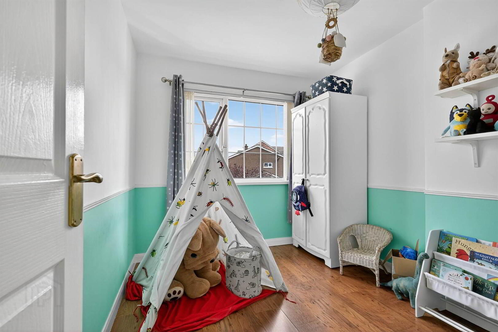 3 Larkfield Manor 16 of 23