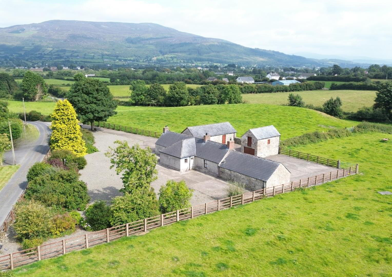 2 Ballinasack Road 14 of 16