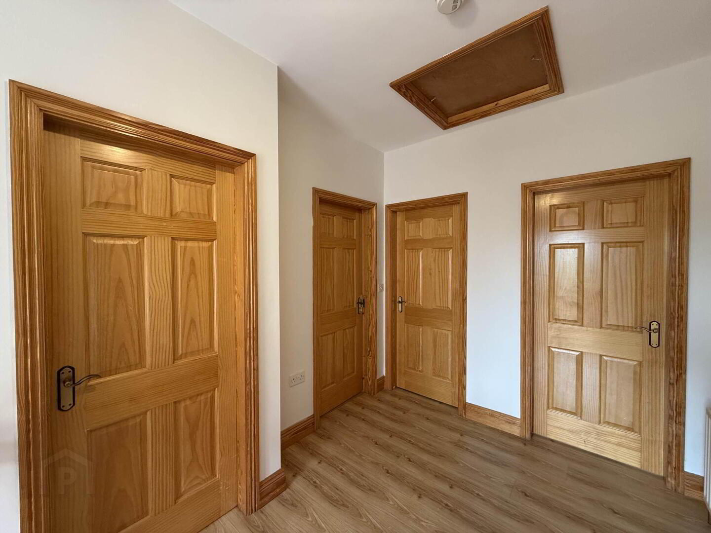 18 Edenderry Drive 13 of 25