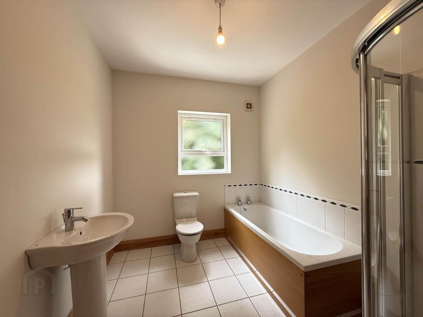 18 Edenderry Drive 19 of 25