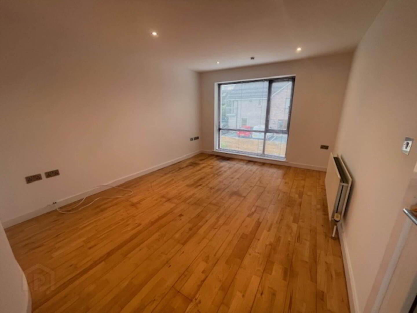 74, B Gilford Road 3 of 14