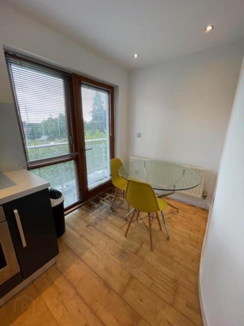 74, B Gilford Road 7 of 14