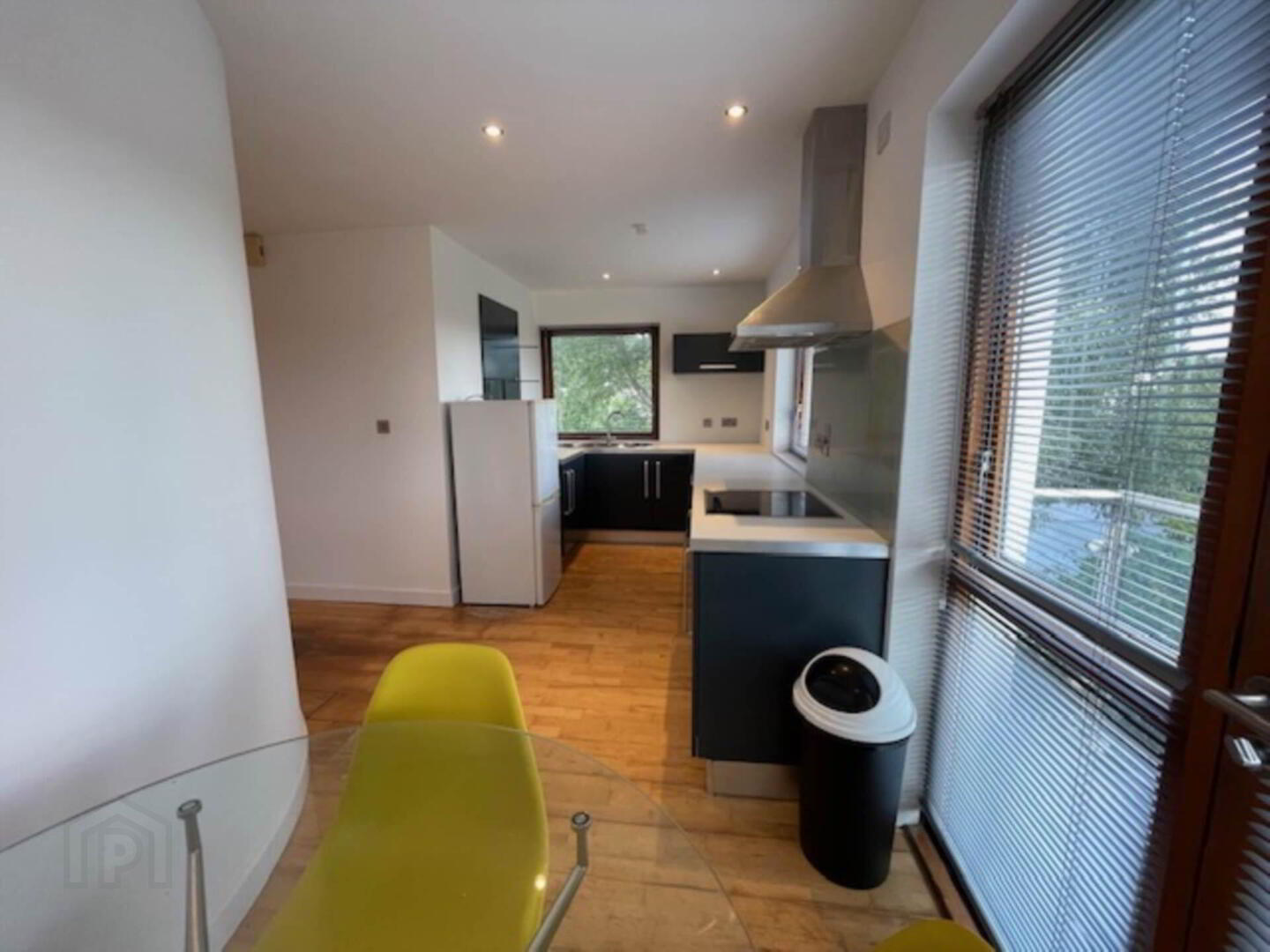74, B Gilford Road 9 of 14