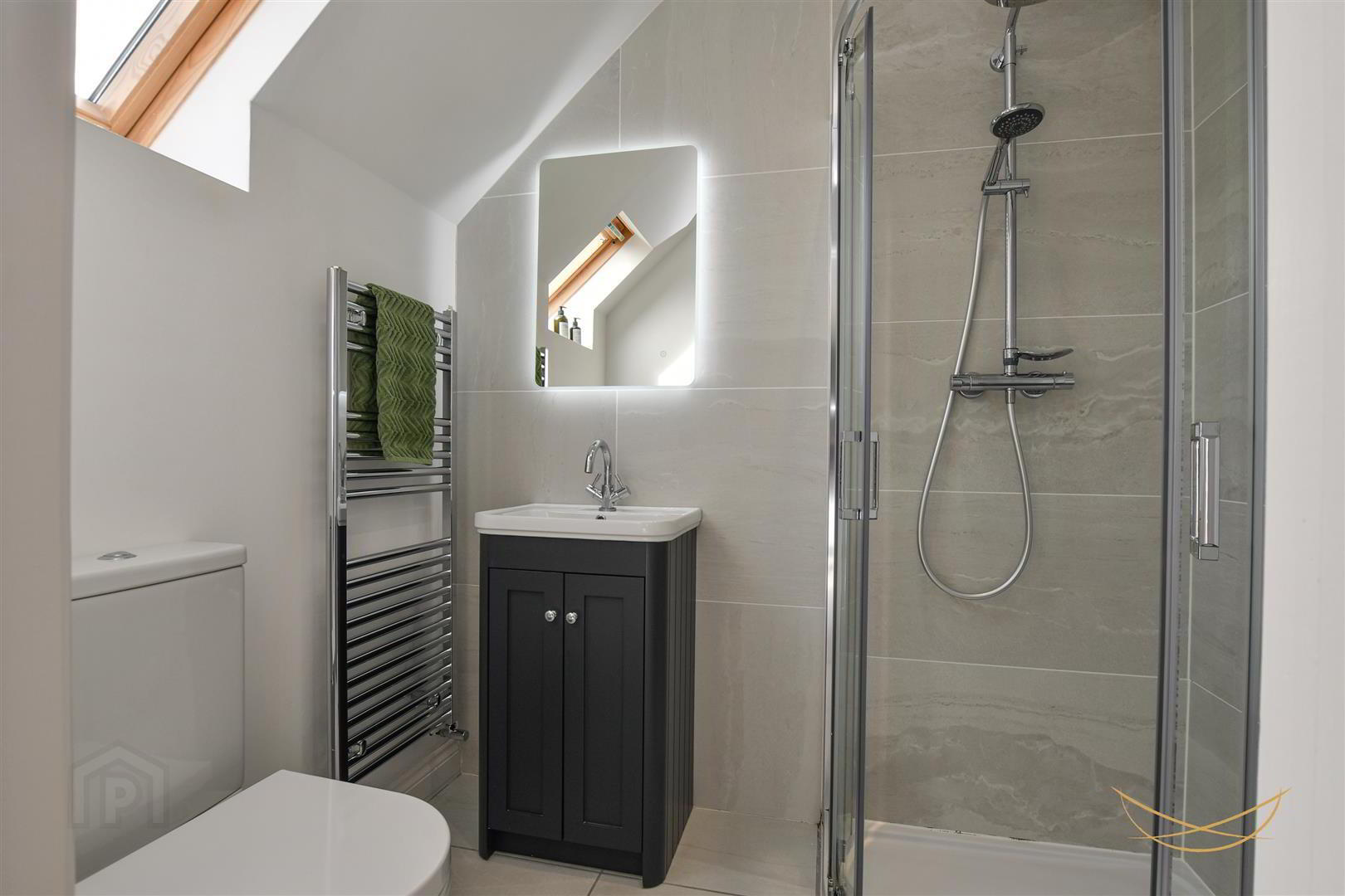 3 Clarke Lodge Mews 45 of 66