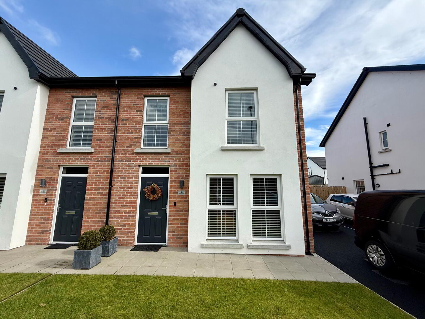 31 Rosses Gate 1 of 21