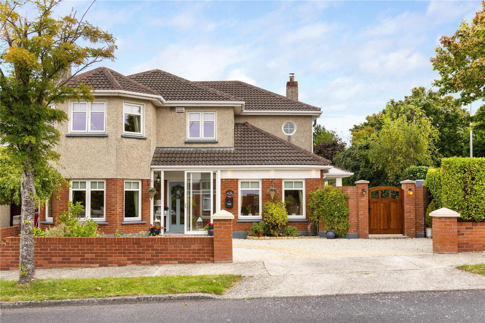Evergreen, 2 Orlagh Close 1 of 33