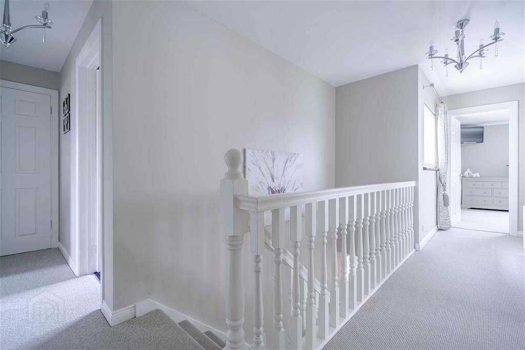 26 Magheralave Court 16 of 28