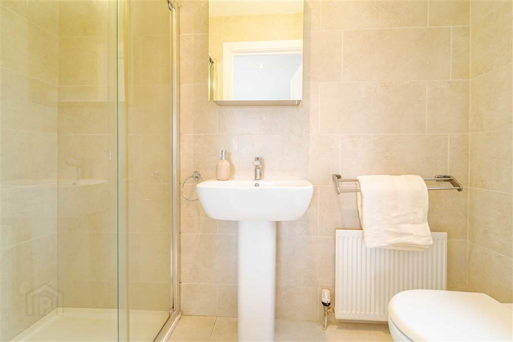 26 Magheralave Court 23 of 28