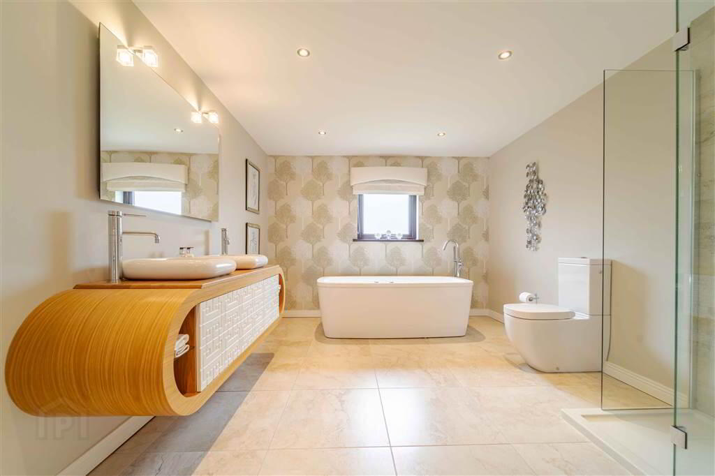 26 Magheralave Court 24 of 28