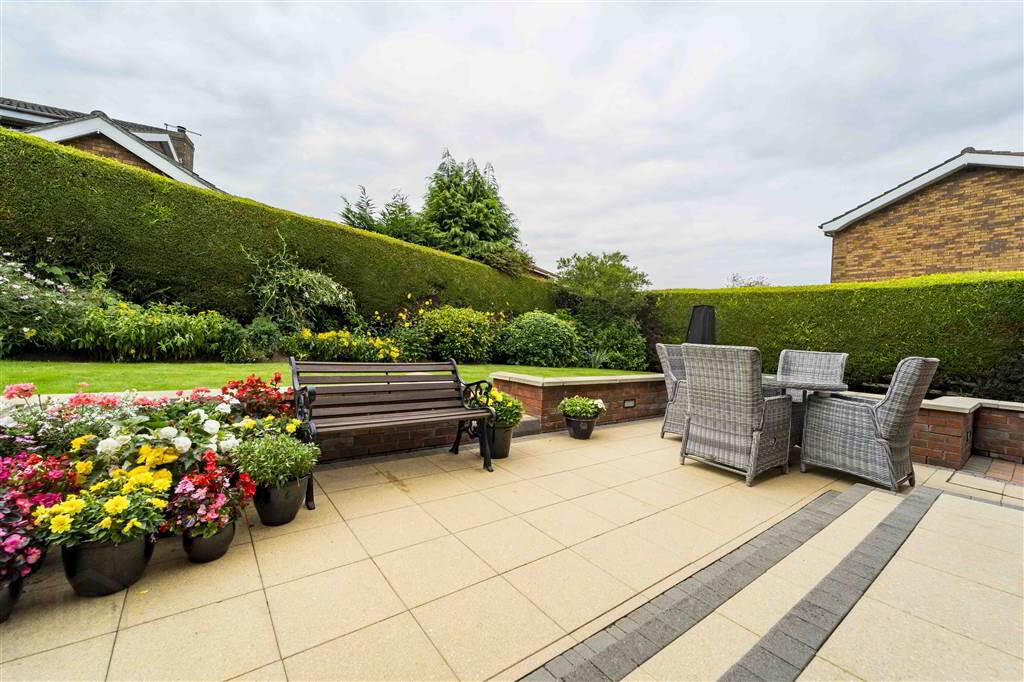 26 Magheralave Court 28 of 28