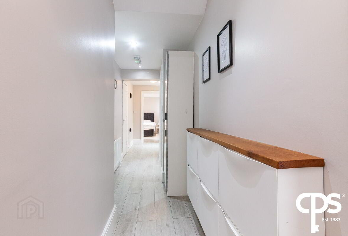28 Wellesley Avenue 4 of 30
