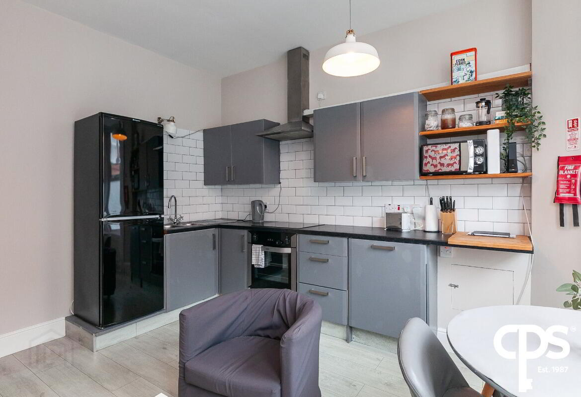 28 Wellesley Avenue 9 of 30