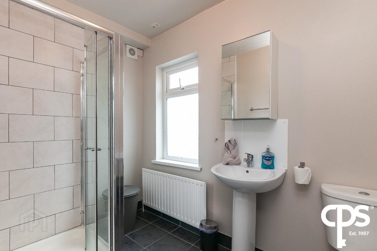 28 Wellesley Avenue 24 of 30