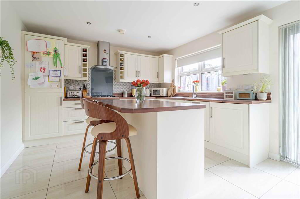 35 Belsize Meadows 7 of 25
