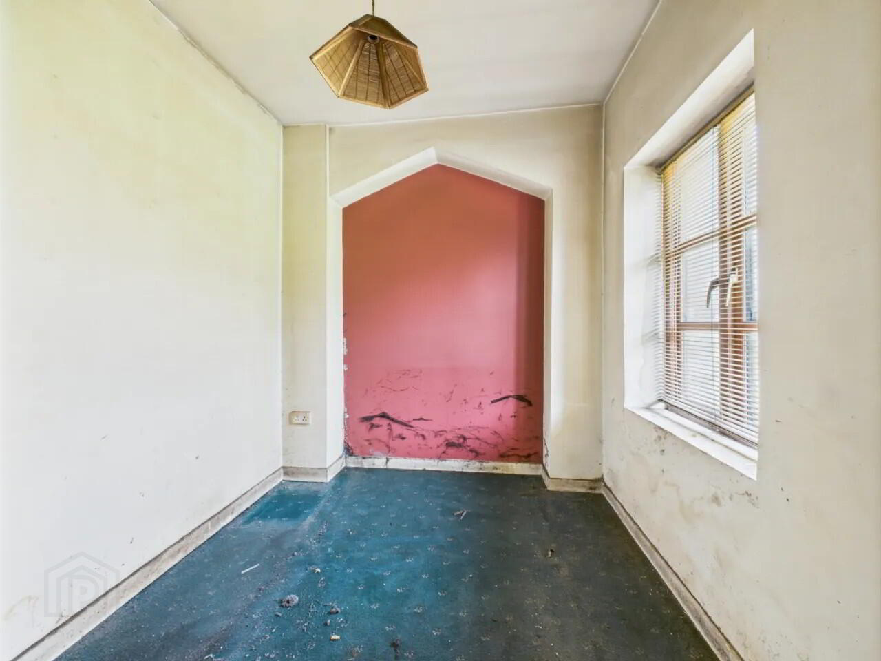 2 Manor Court 9 of 12