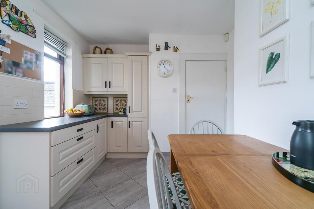 154 Finaghy Road South 8 of 27